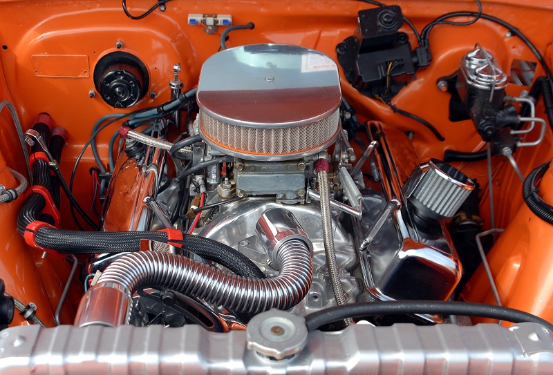 garagiste-DURANUS-min_car-engine-1738309